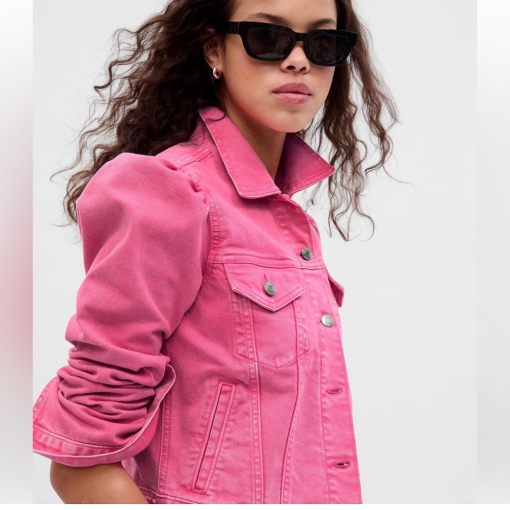 Gap × Barbie™ Adult Puff Sleeve Icon Denim Jean Jacket hot pink NEW women’s XS S